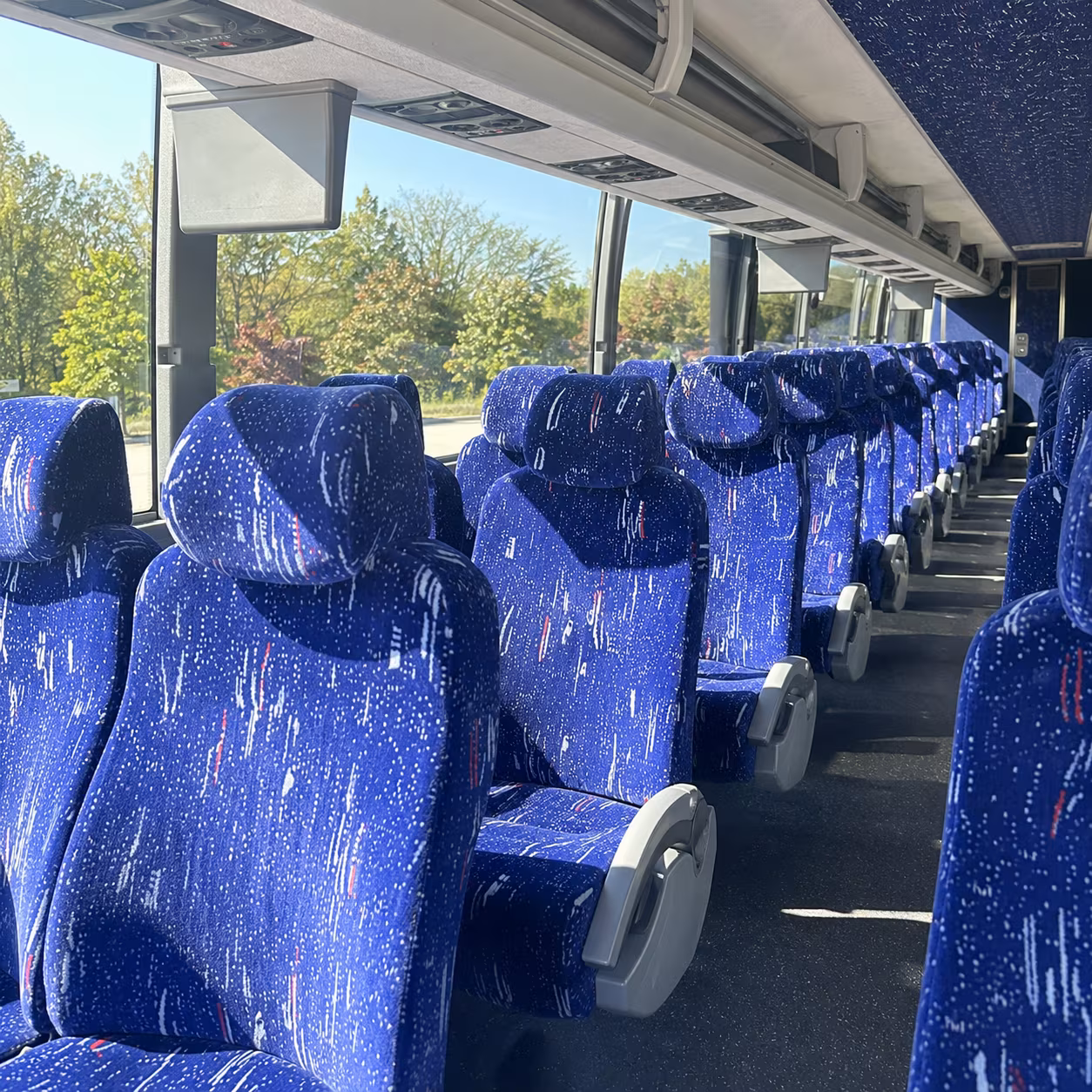 bus rentals for faith conferences and regional church events near bowling green