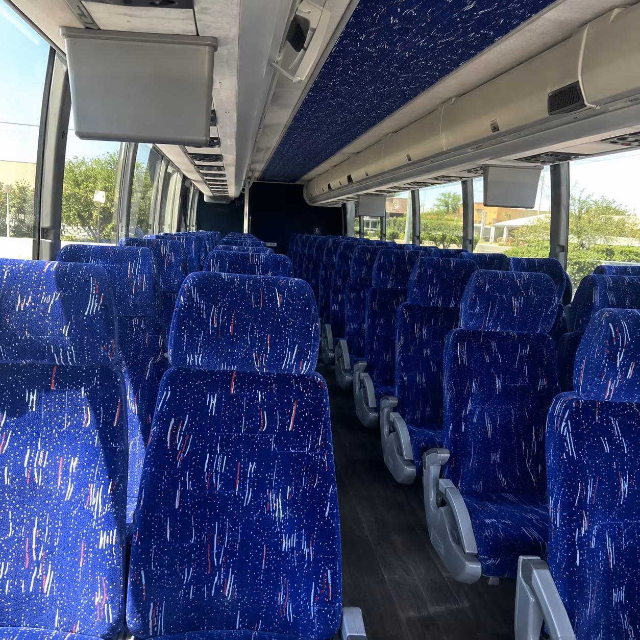 charter buses for bowling green youth group retreats and overnight trips