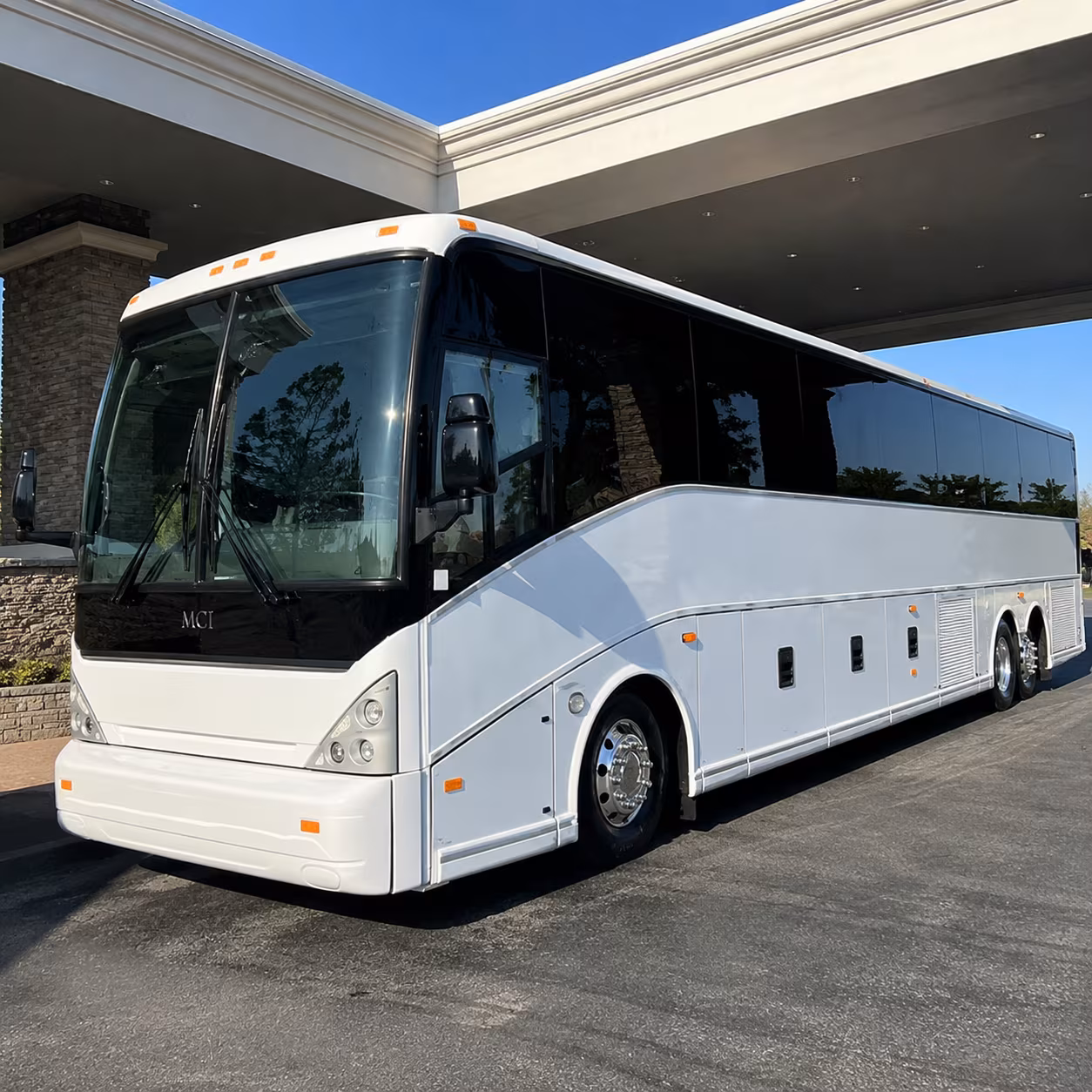 find the perfect transportation for your next airport transfer 5