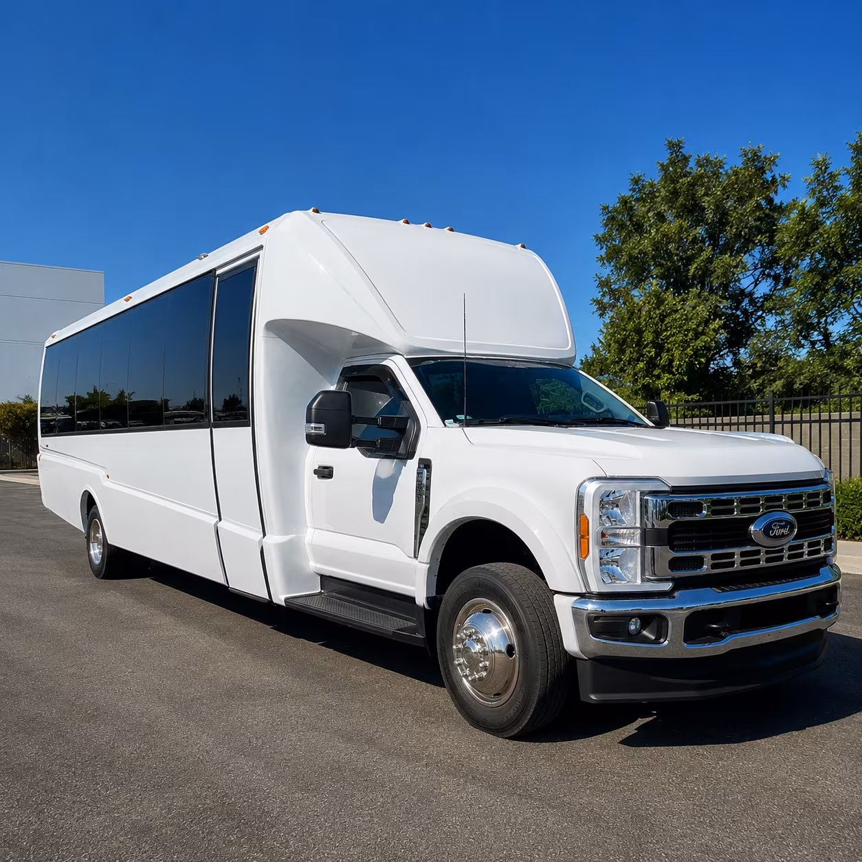 hotel to venue shuttle buses for bowling green corporate groups