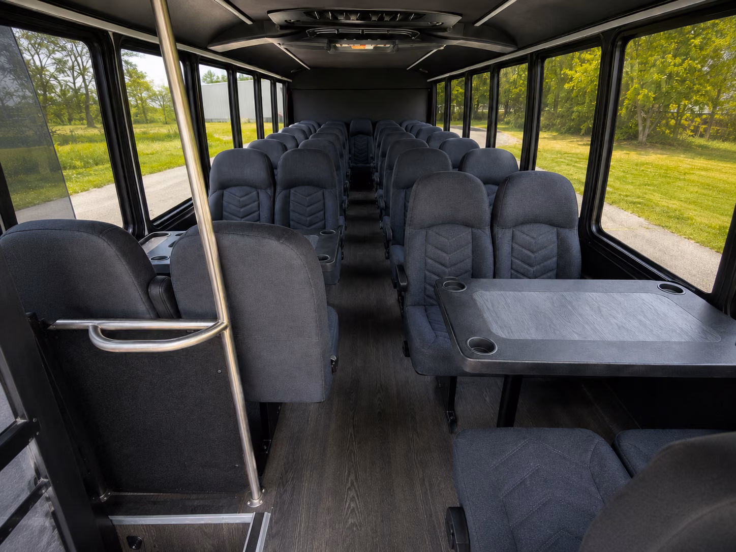 long distance buses to nashville predators titans and sounds games