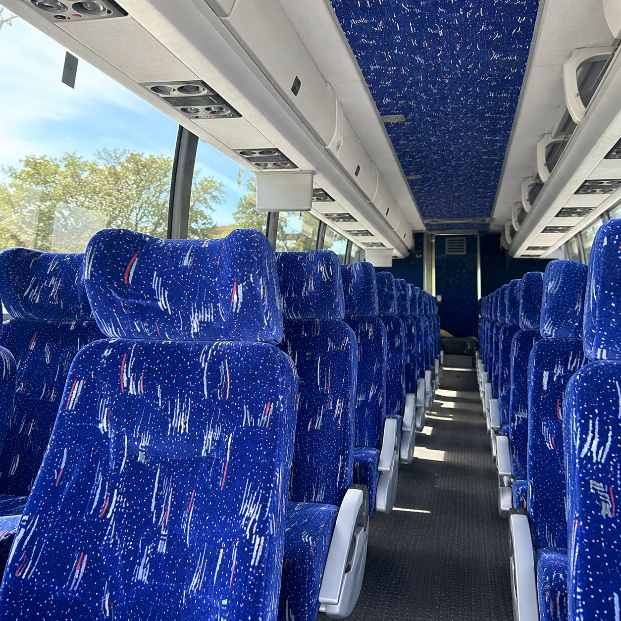 mission trip and outreach buses serving bowling green and warren county