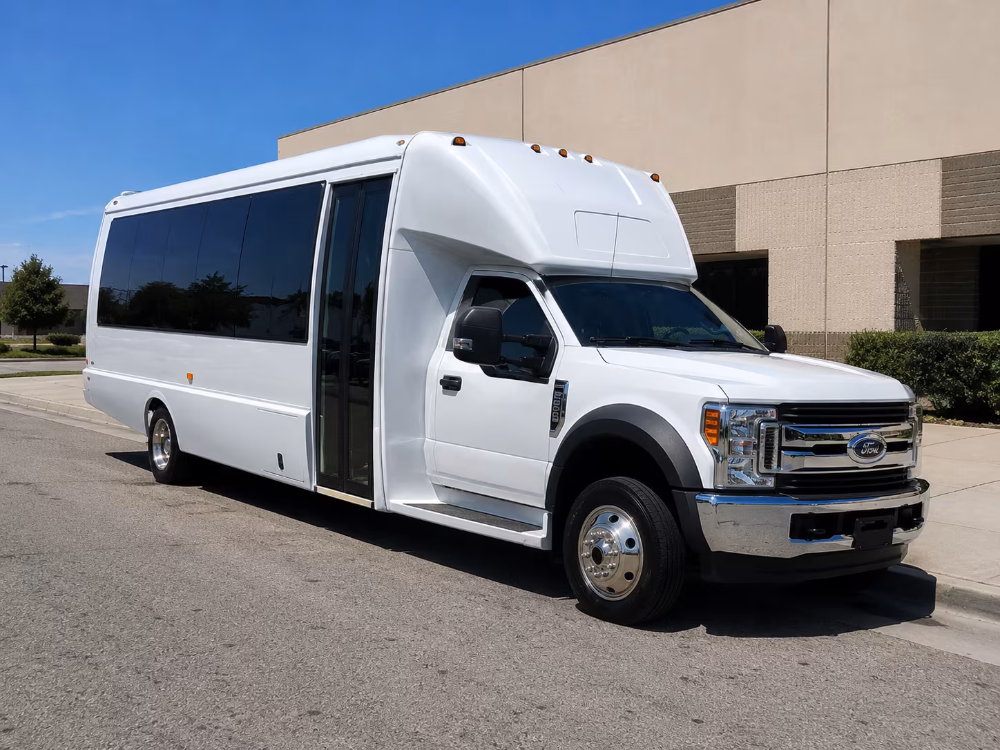 wedding and special event buses serving bowling green kentucky
